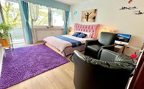 Stylish, Cozy & Quiet Apartment With One And Half Rooms In District 1